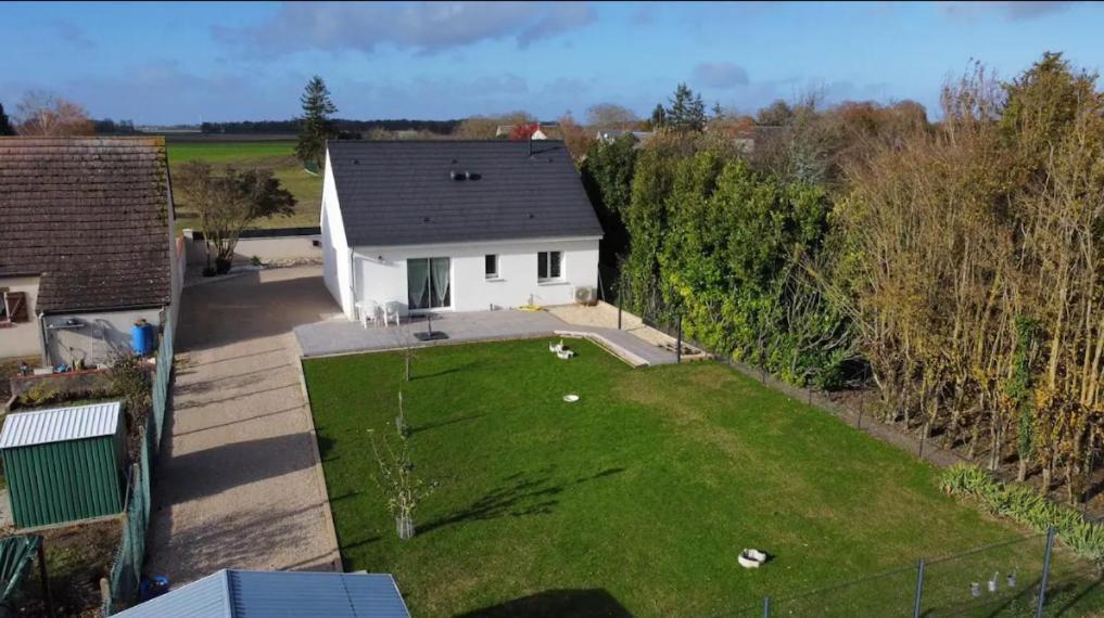 Petite Maison Au Calme Poupry Kültér fotó