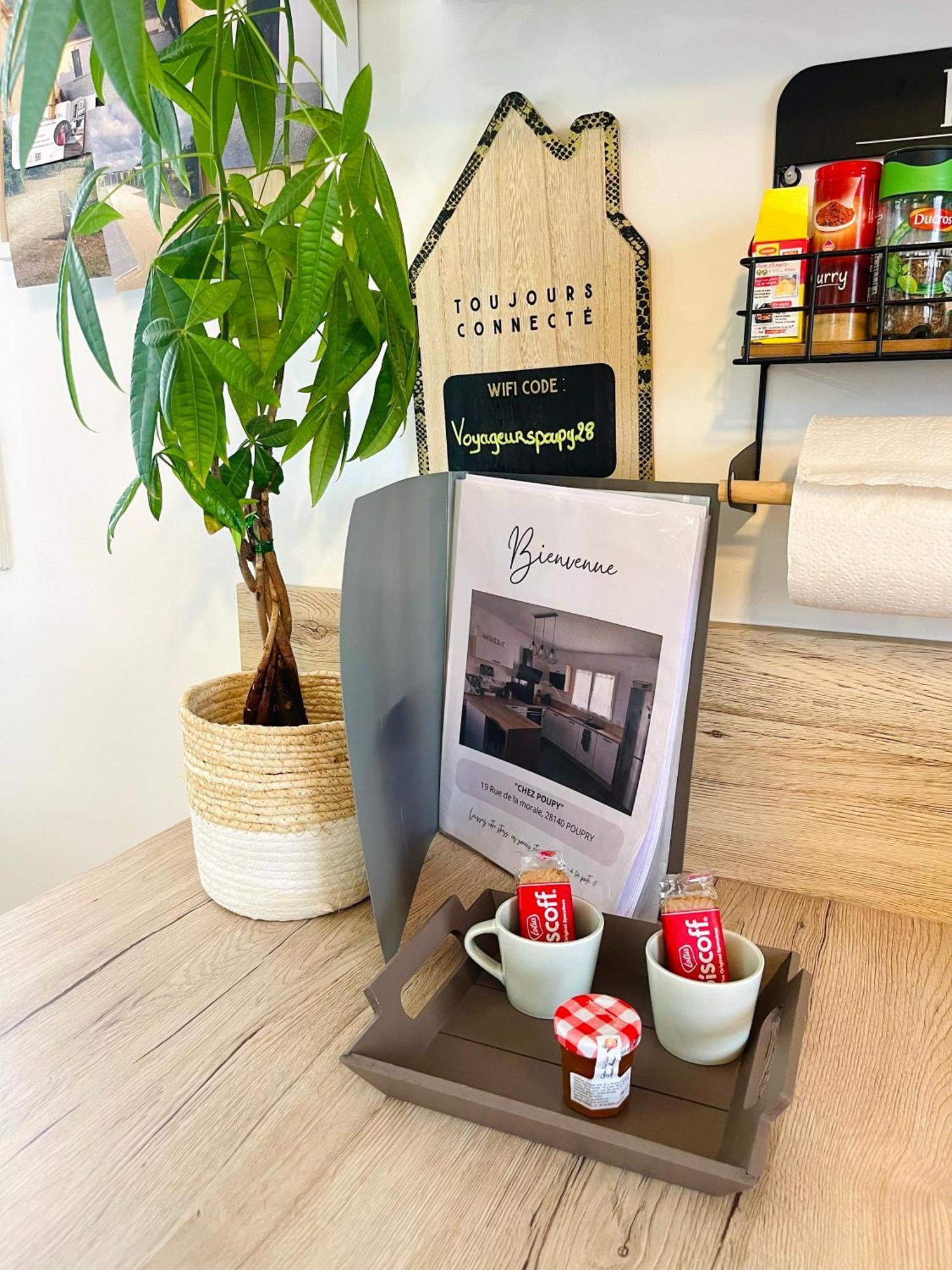 Petite Maison Au Calme Poupry Kültér fotó
