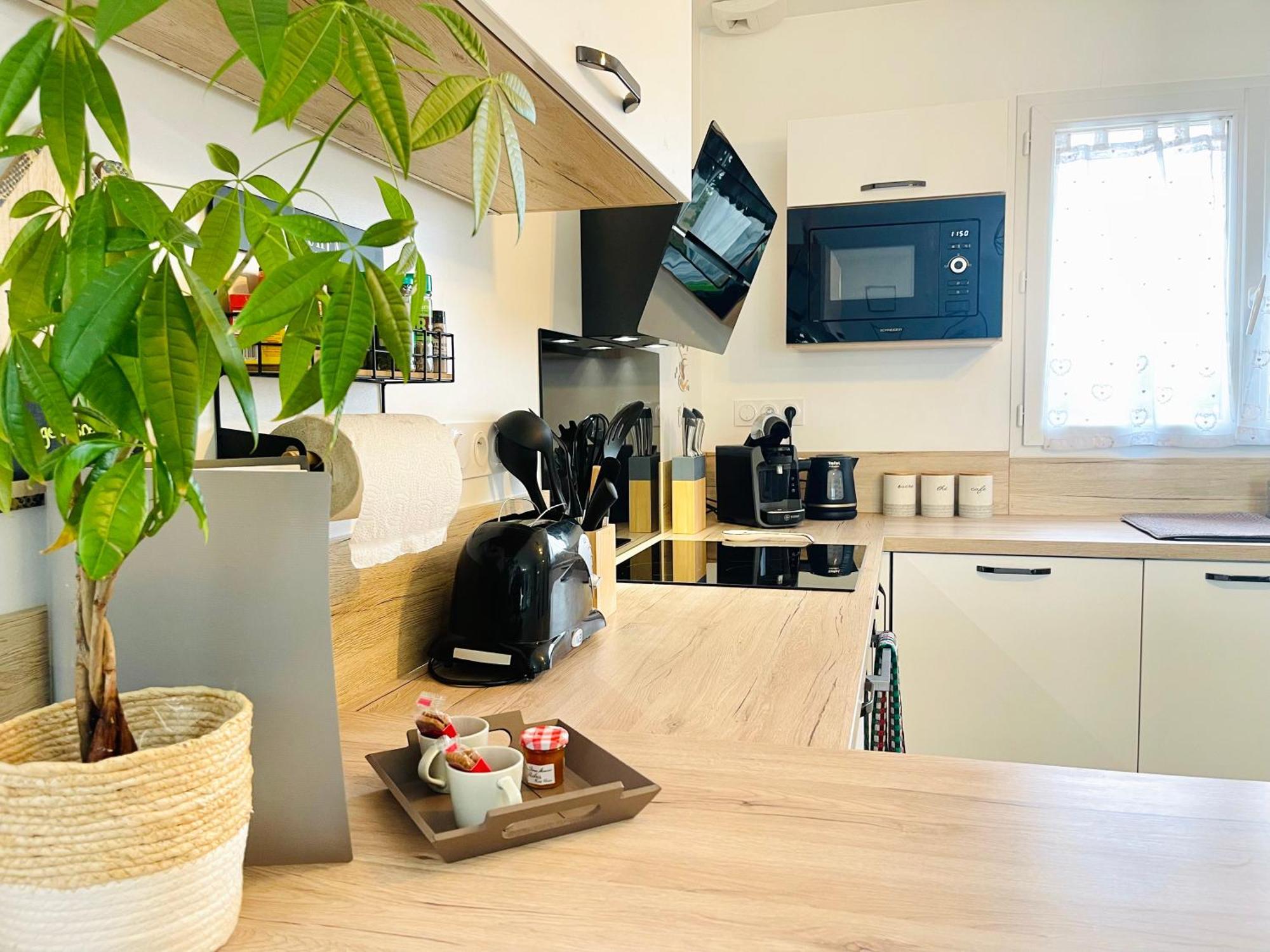 Petite Maison Au Calme Poupry Kültér fotó
