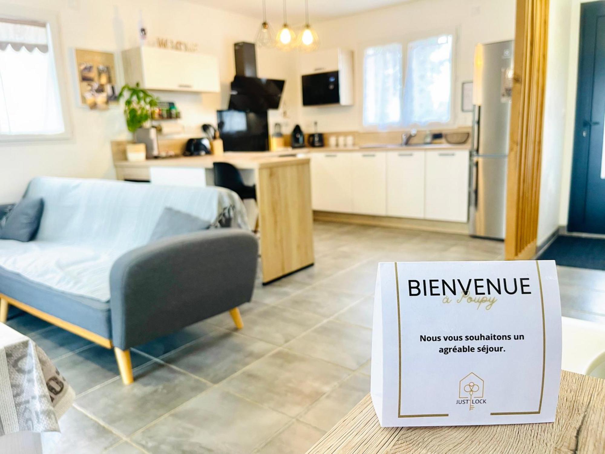 Petite Maison Au Calme Poupry Kültér fotó