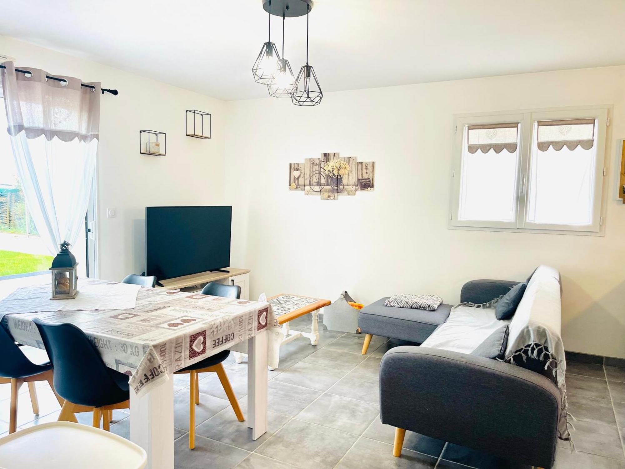 Petite Maison Au Calme Poupry Kültér fotó
